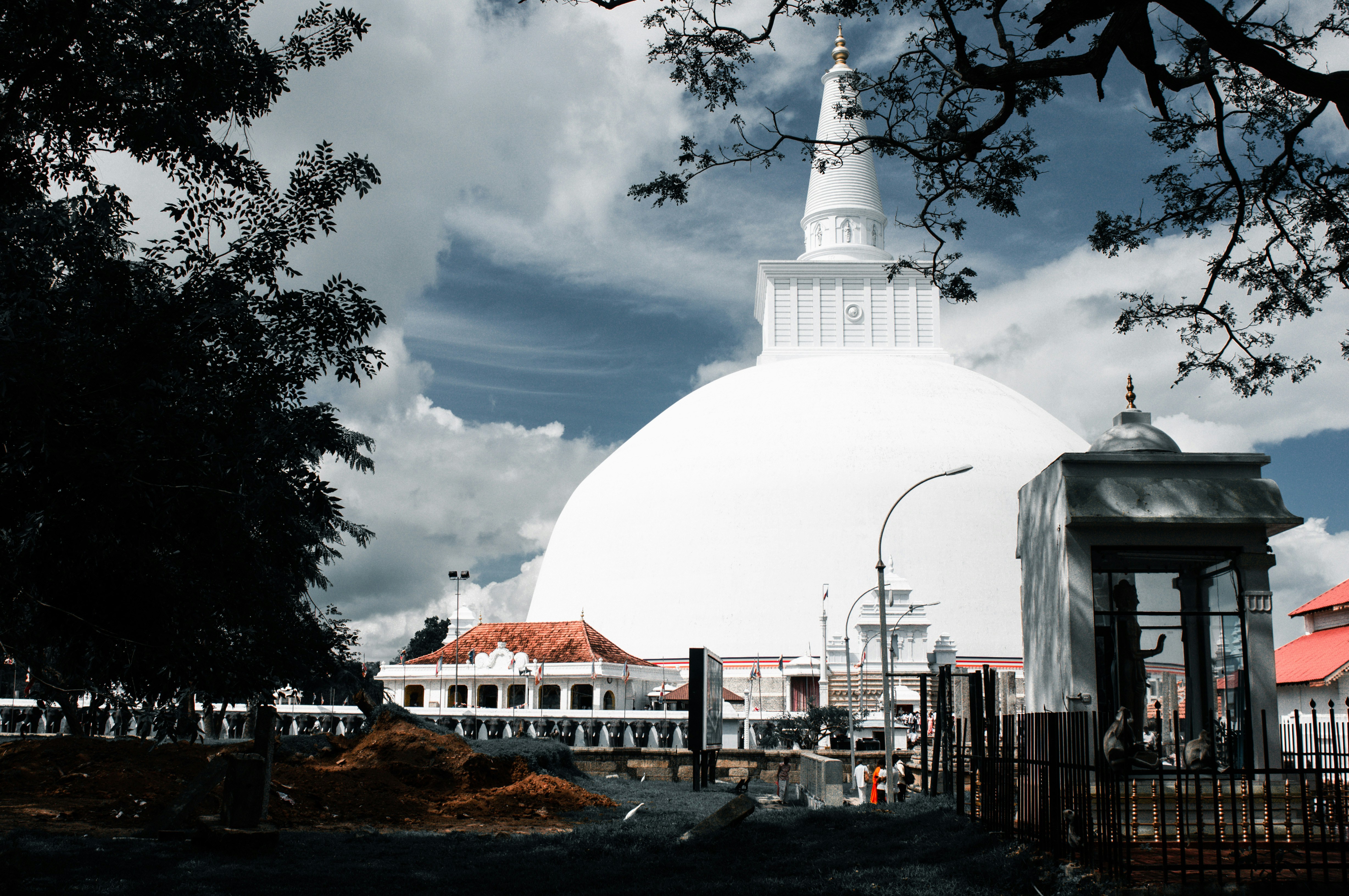 Anuradhapura hotels